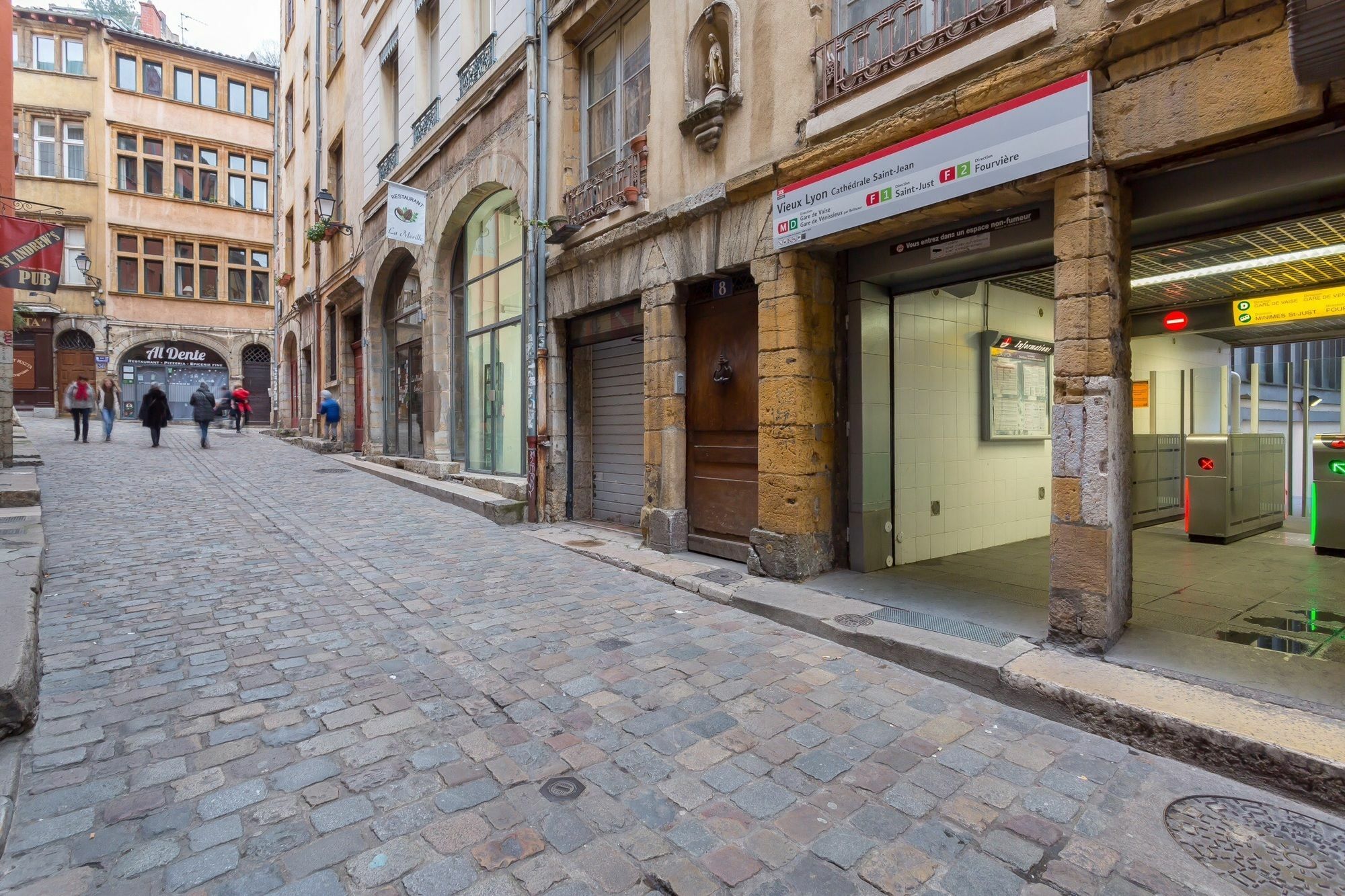 Host Inn Lyon - Hypercentre Vieux Λυών Εξωτερικό φωτογραφία